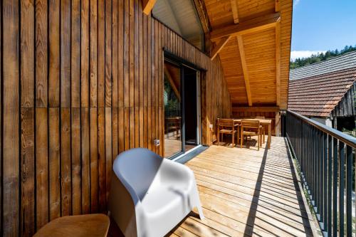 Erkély/terasz, Hiša Zdravega Oddiha (Hisa Zdravega Oddiha) in Grahovo