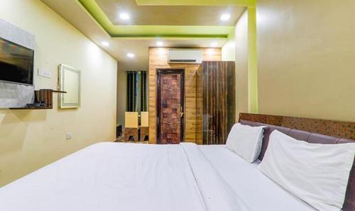 FabHotel Shandela