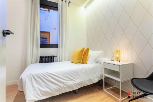 Three-Bedroom Apartment III image 4