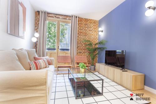Three-Bedroom Apartment VI room in 4 Ways en Madrid