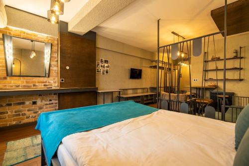 Cube Suites - image 3