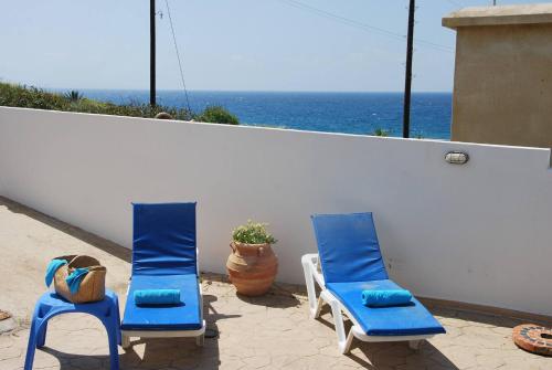 Villa Only 50m To The Sea, Sleeps 12, Polis