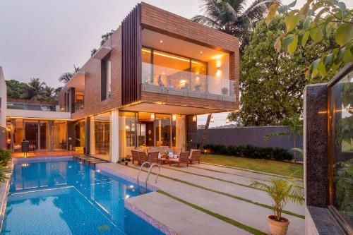 Verre Maison with Pvt Pool at StayVista Goa