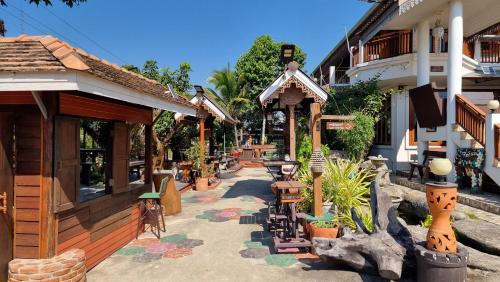 Butsaba Garden Resort