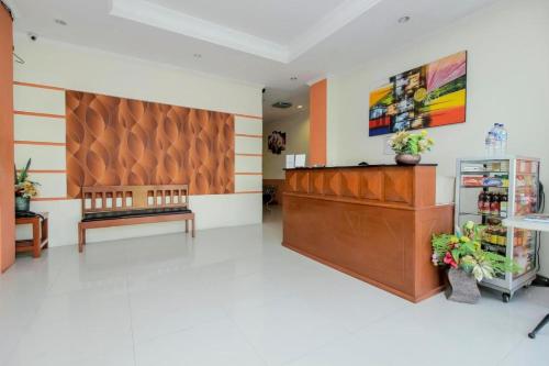 Előcsarnok, RedDoorz near Jalan Jendral Sudirman in Singkil
