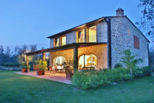  Villa Capanna by Mmega in Luia