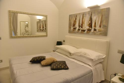 Conte Max Rooms - image 13