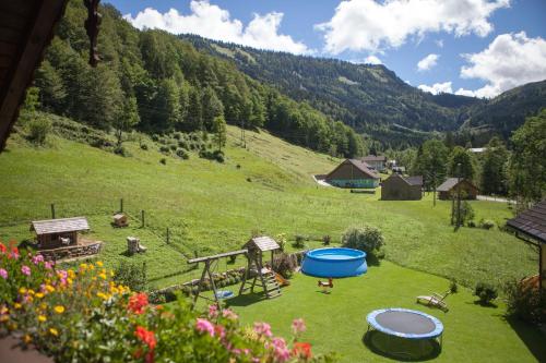 Bio-Bauernhof Vordergrubenbach - Familie Oberascher