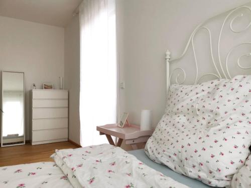 Gemütliches Privatzimmer in geräumiger Gemeinschaftswohnung, Drážďany (fotografie 10)