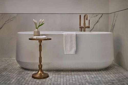 Pendry Washington DC - The Wharf