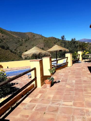 Los Montes Traditional Casa with private pool