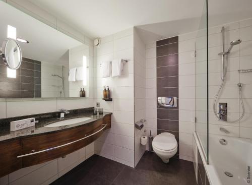 Hilton Bonn - image 11