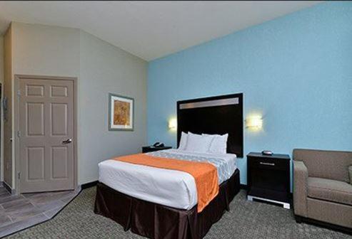 Suburban Extended Stay Hotel