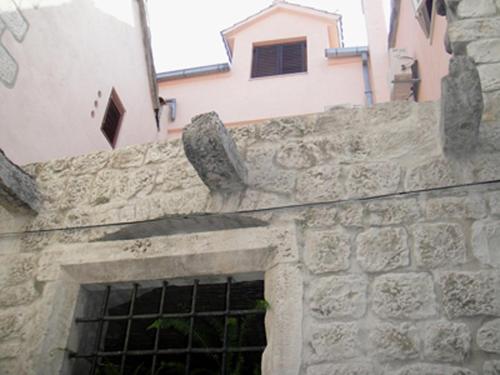  Dobra Apartments in Trogir