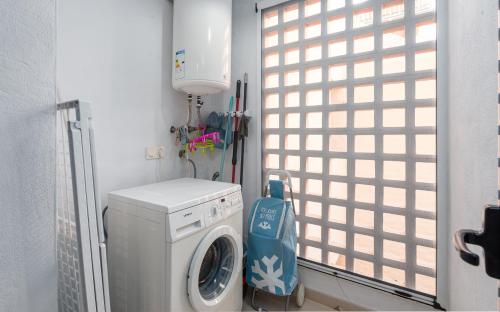 Apartment with Sea View image 3