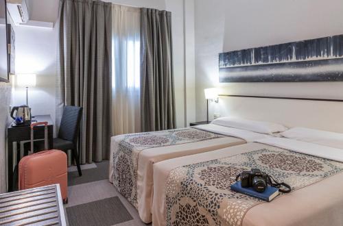 Maciá Plaza - main image