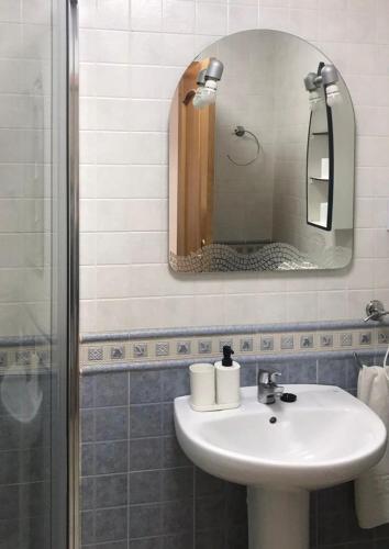 Hostal Tres Soles - image 8