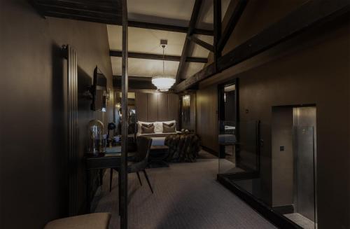 Derwent Manor Boutique Hotel Room Type - Loft Suite