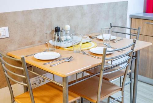 Studio Militari Residence MR_1 in Roșu