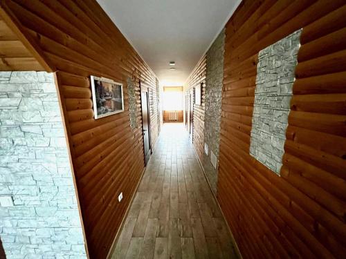 Viktan Hotel - image 4