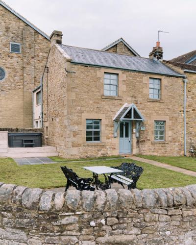 Derwent Manor Boutique Hotel Room Type - Rowan Cottage