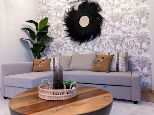 Almar Collection Atocha
