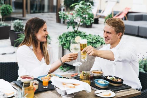 Hotel Sandwirth - image 9