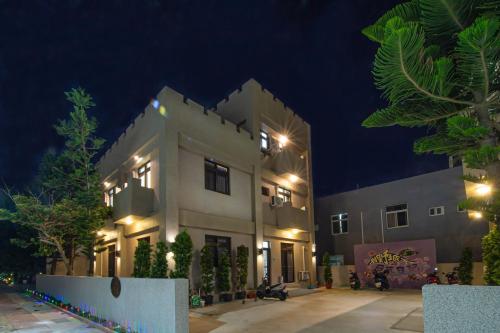 尼莫日記民宿 near Lintou Park