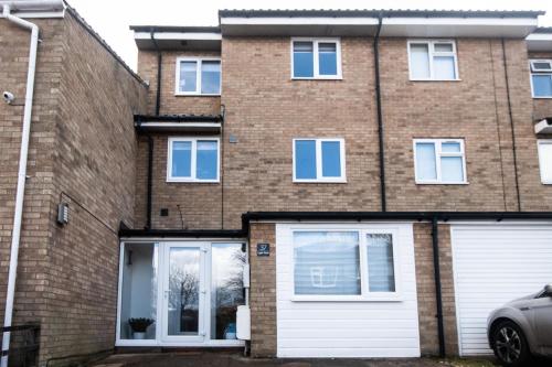 Town House Chantry - With Self Check In and Free Parking - Rooms at ipswichdigs 5