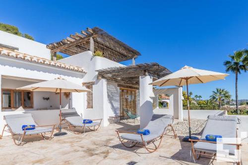 Villa image 5