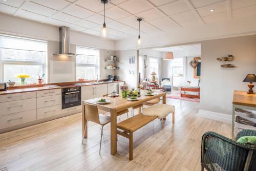 3 St Nicholas Court, Aldeburgh in 奧爾德伯勒