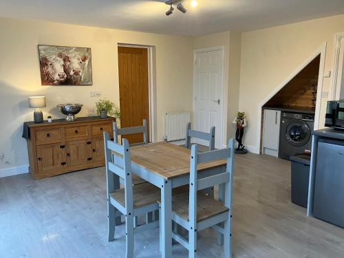 Honeyberry Cottage -PART OF ALTON COTTAGES in Alton (Staffordshire)