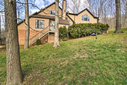 Nashville Area Family Getaway with Private Pool!