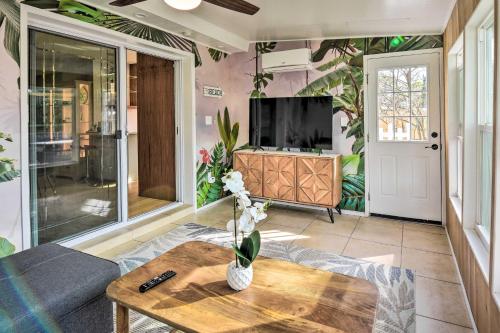 Emerald Coast Vacation Rental 1 Mi to Beach in Shalimar (Florida)