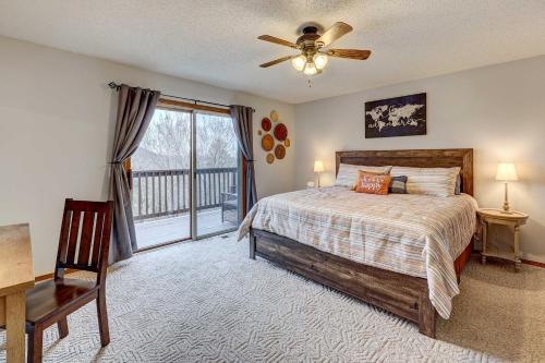 Holiday Island Vacation Rental with 2 Balconies in Holiday Island, USA