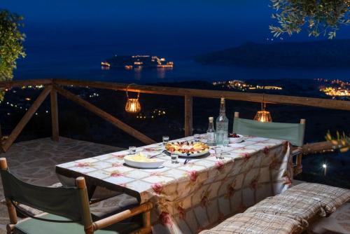 Facilities, Eagle Villa in Neapoli