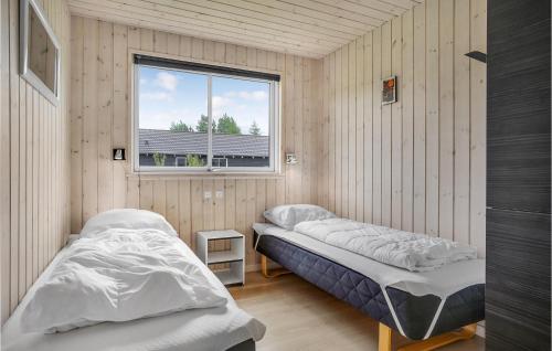 9 Bedroom Stunning Home In Glesborg
