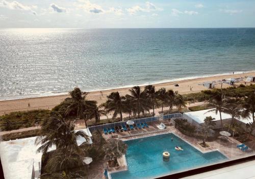 Sherry Frontenac Oceanfront Miami Beach