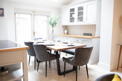 35 Grosvenor Terrace - 3 Bed Sleeps 6, 5 min walk from York City Centre gîte à louer Bootham Crescent