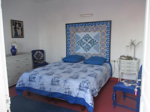 1 queen bed