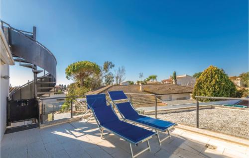 3 Bedroom Lovely Home In Sant Pere Pescador