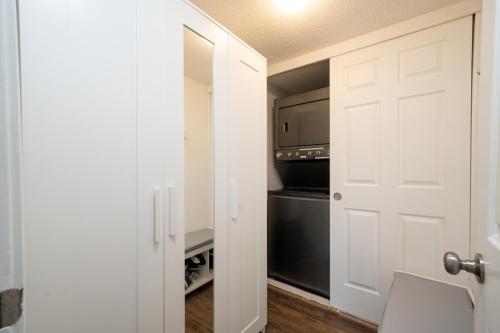 1737 Bluff Villas Renovated Tommy Bahama Villa Water Views Sleeps 6 Sea Pines 1737 Bluff Villas Renovated Tommy Bahama Villa Water Views Sleeps 6 Sea Pines