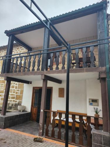 Apartamento Turístico Lara (Apartamento Turistico Lara) in Oña