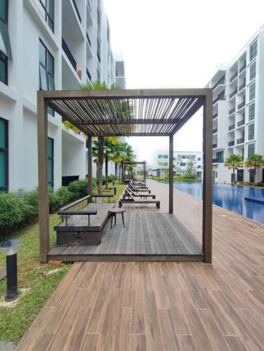 Kuching 3rd Mile Yarra Park Apartment, Lundu