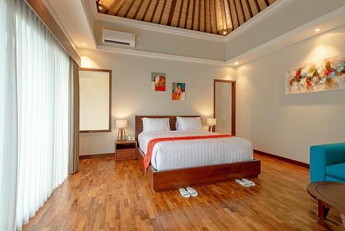 Deluxe Double or Twin Room with Pool Access image 8