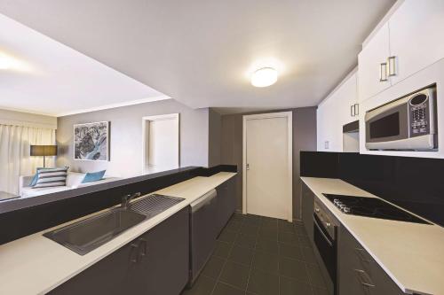 Dapur, Adina Apartment Hotel Sydney Surry Hills in Surry Hills