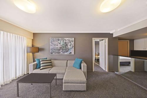 Adina Apartment Hotel Sydney Surry Hills - image 14