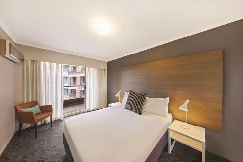 Adina Apartment Hotel Sydney Surry Hills - image 6