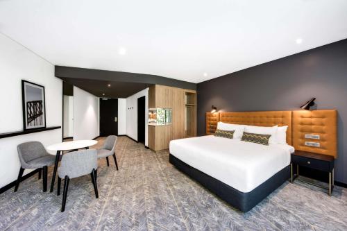 Vibe Hotel North Sydney