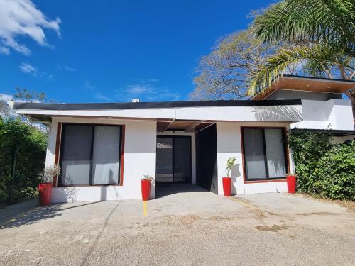 Avellanas Beach House